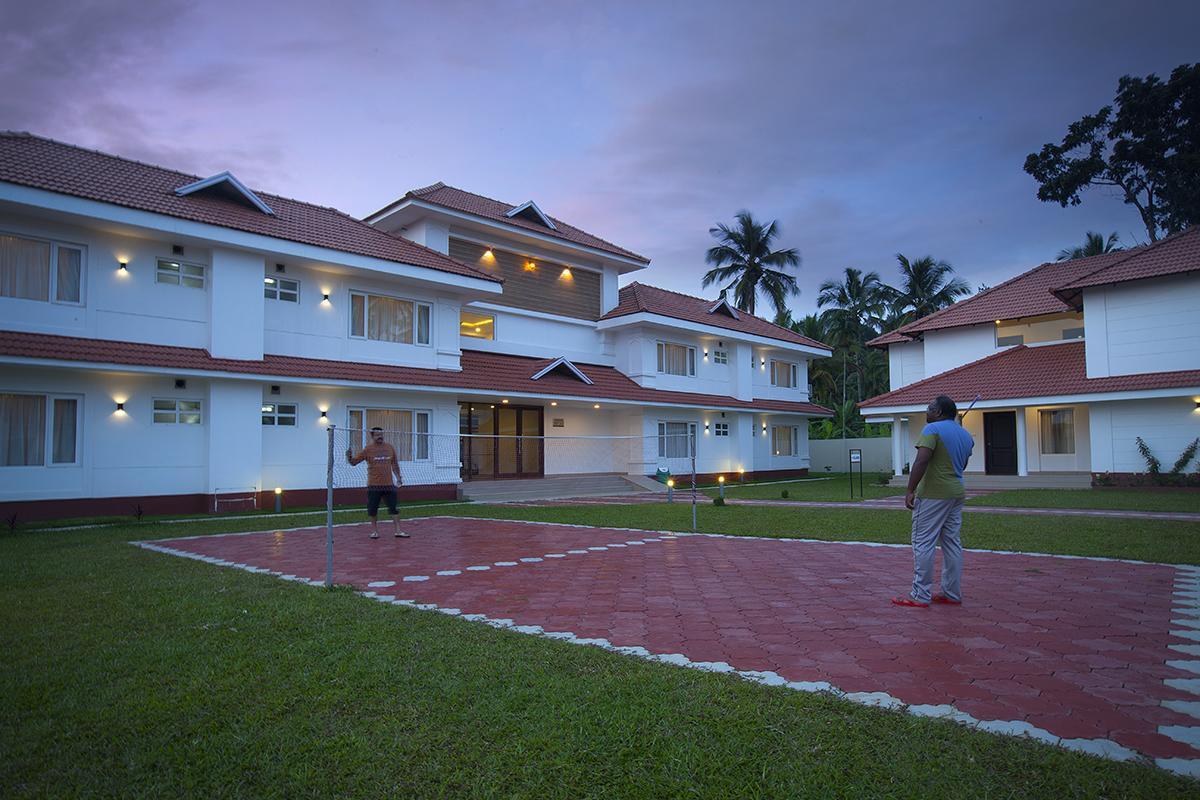 Le Coffee Resort Sultan Bathery Esterno foto