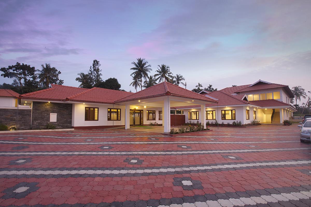 Le Coffee Resort Sultan Bathery Esterno foto